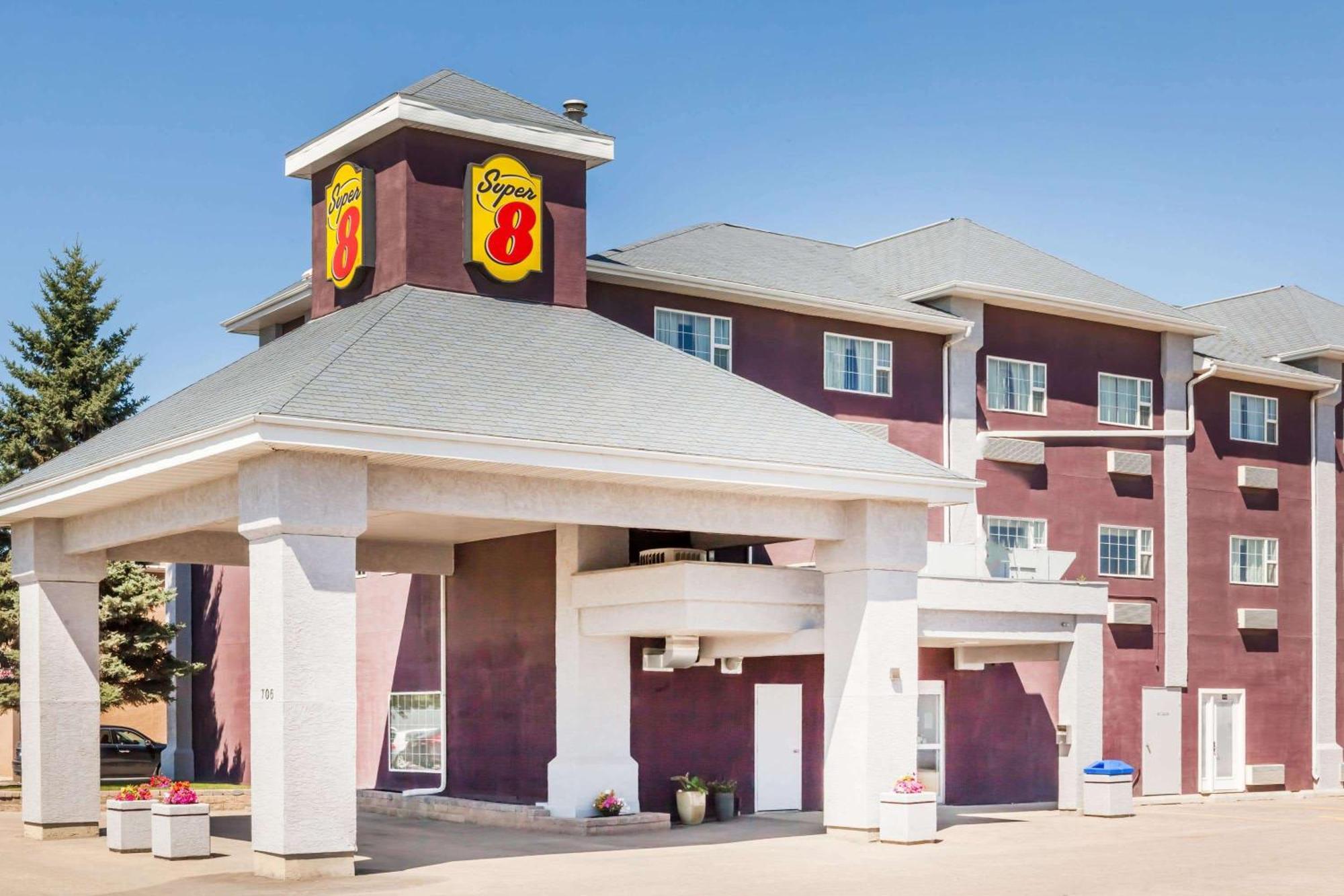 ซูเปอร์ 8 บาย วินด์แฮม ซัสคาทูน เนียร์ ซัสคาทูน แอร์พอร์ต Hotel แซสเกอทูน ภายนอก รูปภาพ